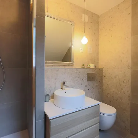 Apartma Pehta * クランスカゴーラ